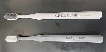 Зубная щётка Ultra Soft 5860 ультрамягкая с серой ручкой Cifra Clinic